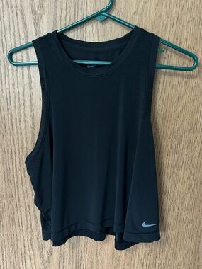 Nike Athletic Crop Tank Top - Womens Large